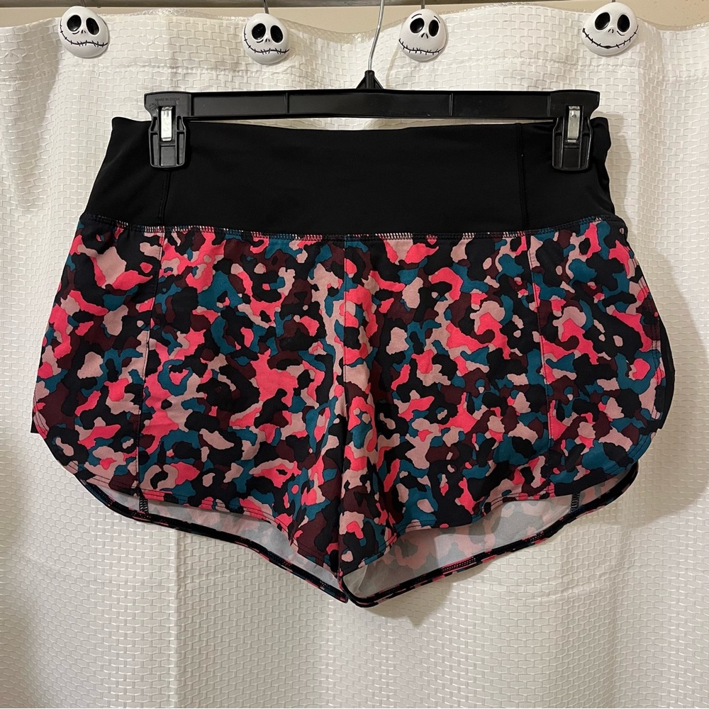 Athleta Small Pink Teal Camo Shorts Running Free Printed Short 3.5" Inseam